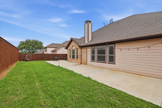 3027 Darlington Drive, Highland Village, TX 75077