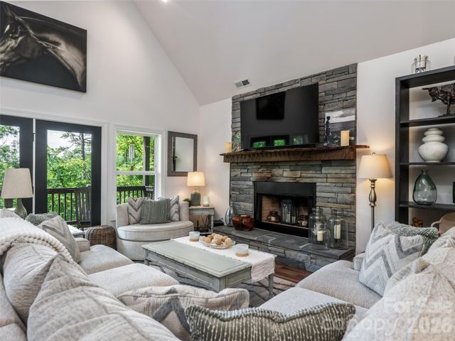 78 Boyd View Lane, Mills River, NC 28759