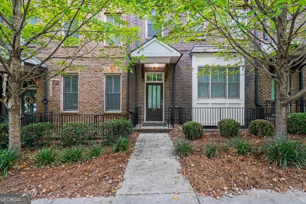257 Cole Street NE, Marietta, GA 30060 — exterior