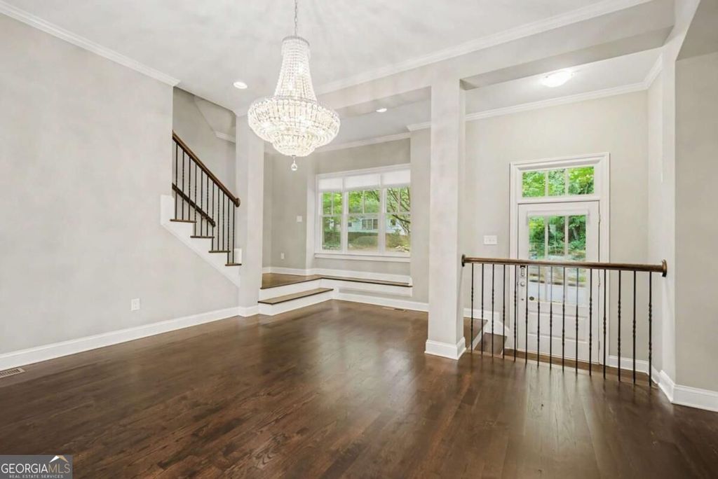 257 Cole Street NE, Marietta, GA 30060 — photo 4