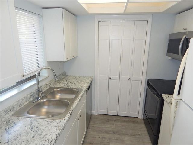 1055 6th Avenue A8, Vero Beach, FL 32960