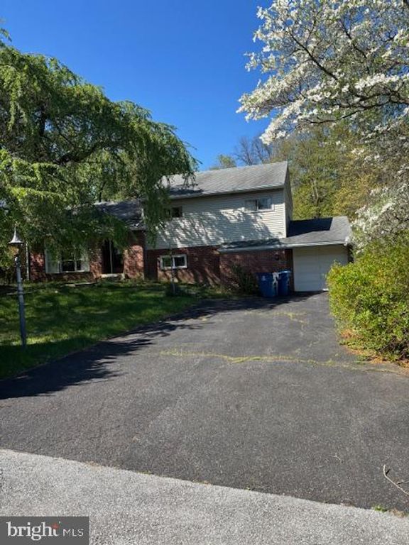 1112 CAROLINA AVE, West Chester, PA 19380