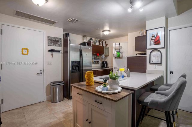 1900 N Bayshore Dr 3616, Miami, FL 33132