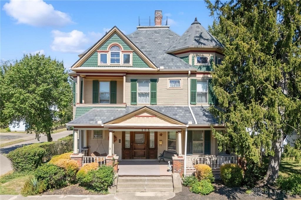 305 E Central Avenue, West Carrollton, OH 45449