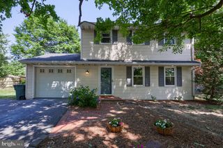 1226 W LEXINGTON RD, Manheim, PA 17545