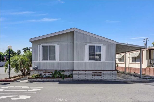16511 Garfield B4, Paramount, CA 90723