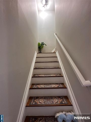 132 Summit Ridge, Pompton Lakes, NJ 07442
