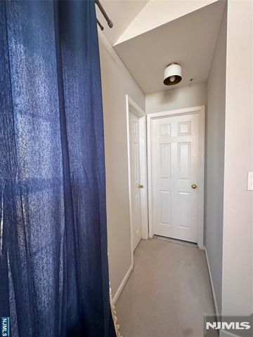 132 Summit Ridge, Pompton Lakes, NJ 07442