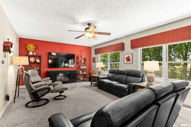 15307 N 7TH Street, Chillicothe, IL 61523