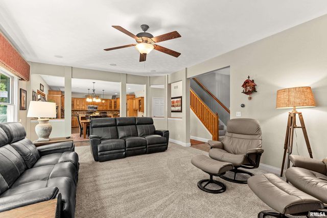 15307 N 7TH Street, Chillicothe, IL 61523
