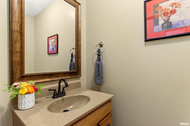 15307 N 7TH Street, Chillicothe, IL 61523