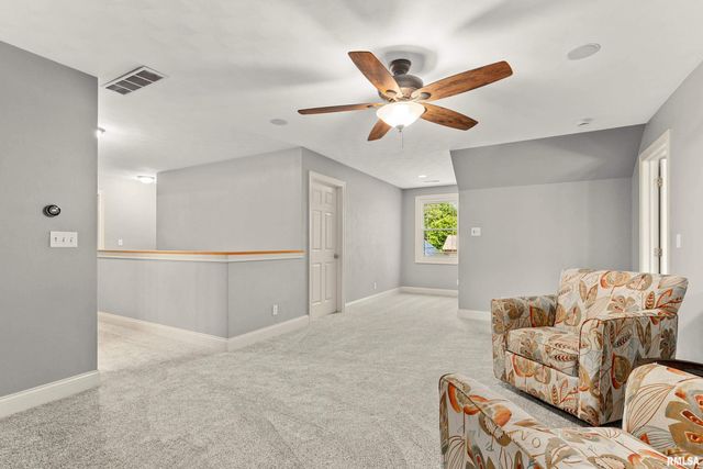 15307 N 7TH Street, Chillicothe, IL 61523