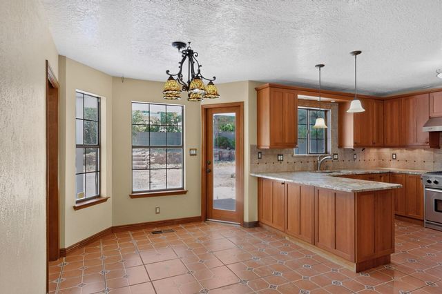 4908 Calle De Luna NE, Albuquerque, NM 87111