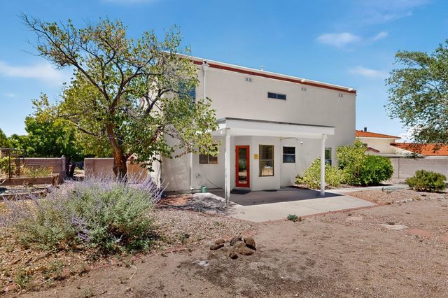 4908 Calle De Luna NE, Albuquerque, NM 87111