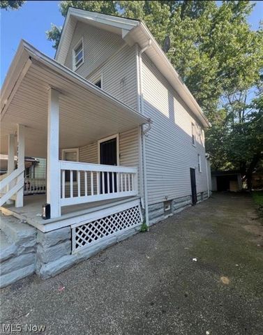 10728 Gooding Avenue, Cleveland, OH 44108