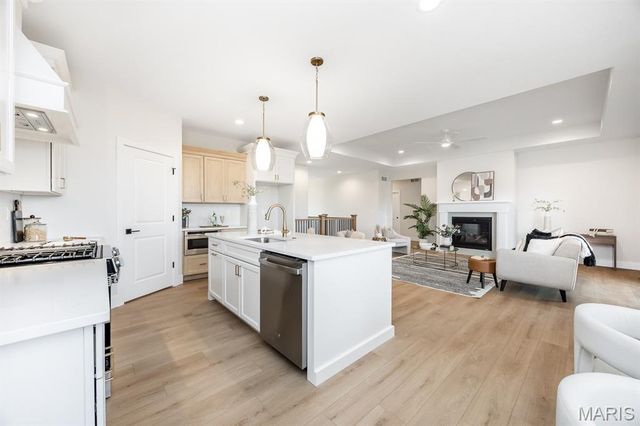 801 Golden Bell, O'fallon, IL 62269