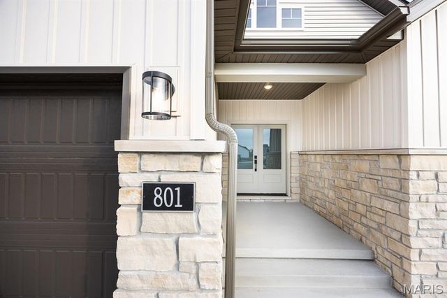801 Golden Bell, O'fallon, IL 62269
