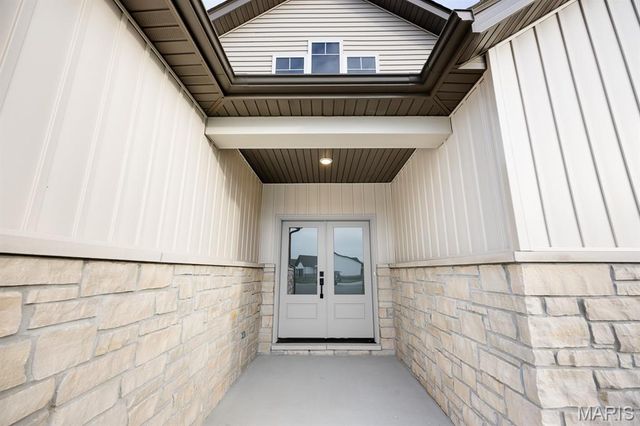 801 Golden Bell, O'fallon, IL 62269