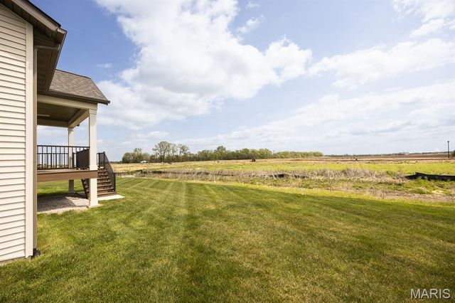 801 Golden Bell, O'fallon, IL 62269