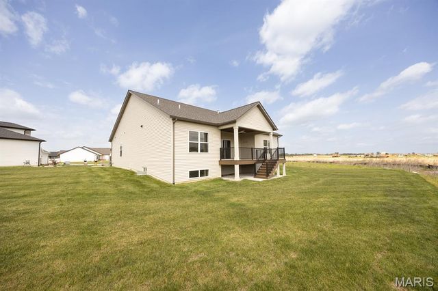 801 Golden Bell, O'fallon, IL 62269