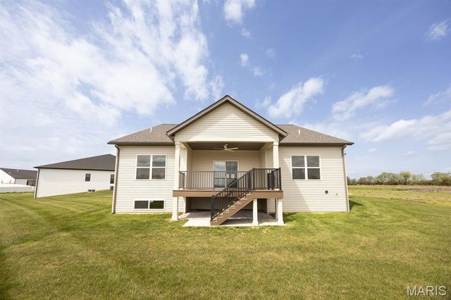 801 Golden Bell, O'fallon, IL 62269