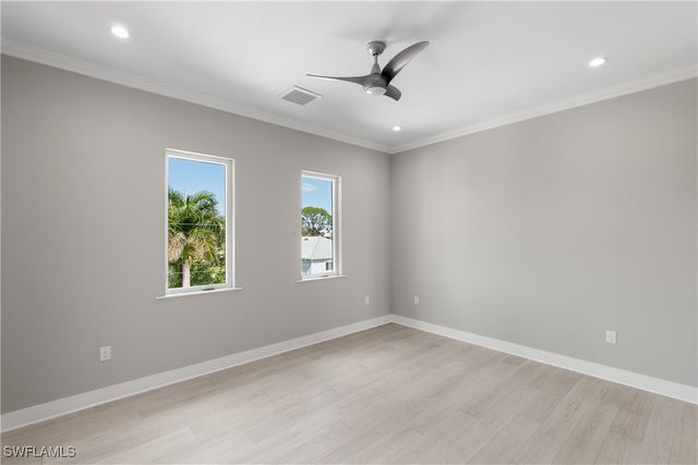 27570 Tarpon WAY, Bonita Springs, FL 34134