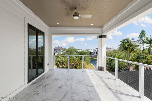 27570 Tarpon WAY, Bonita Springs, FL 34134