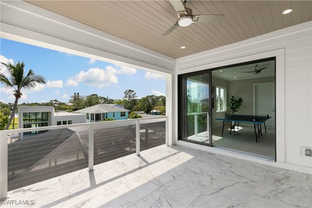 27570 Tarpon WAY, Bonita Springs, FL 34134