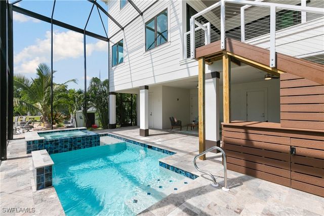 27570 Tarpon WAY, Bonita Springs, FL 34134