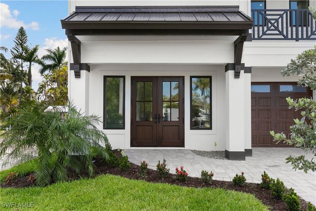 27570 Tarpon WAY, Bonita Springs, FL 34134
