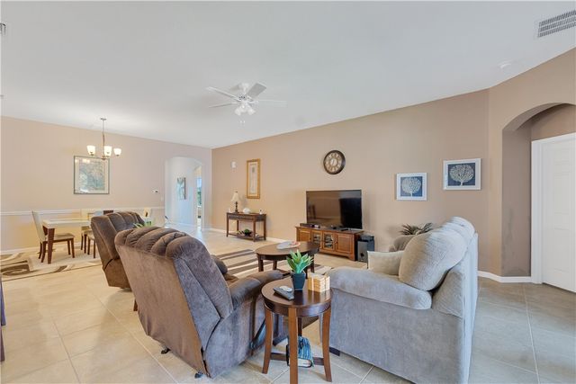 6360 Park Chester Terrace, Vero Beach, FL 32967