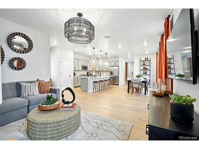 6821 E 148th Dr, Thornton, CO 80602