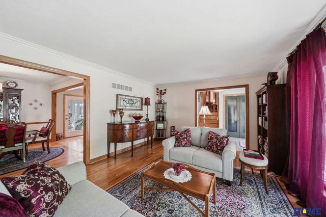 815 Anthony Lane, Lincoln, NE 68520