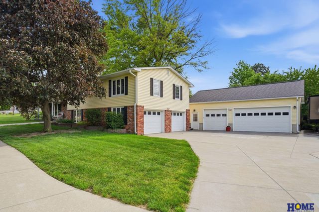 815 Anthony Lane, Lincoln, NE 68520