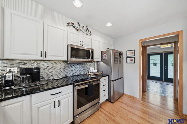 815 Anthony Lane, Lincoln, NE 68520