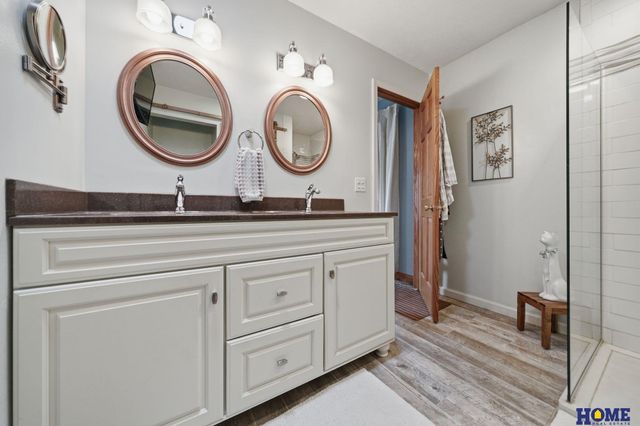 815 Anthony Lane, Lincoln, NE 68520