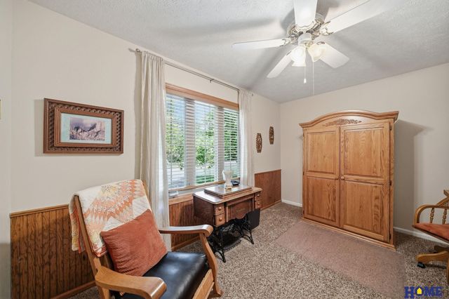 815 Anthony Lane, Lincoln, NE 68520
