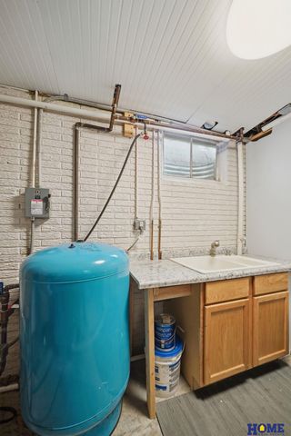 815 Anthony Lane, Lincoln, NE 68520
