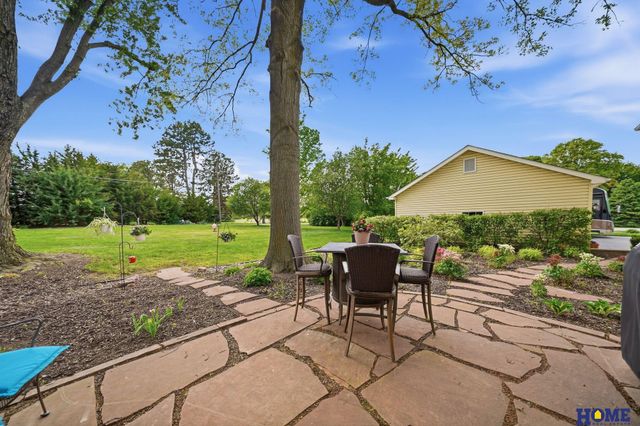 815 Anthony Lane, Lincoln, NE 68520