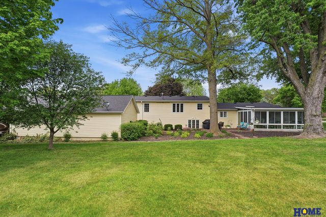 815 Anthony Lane, Lincoln, NE 68520