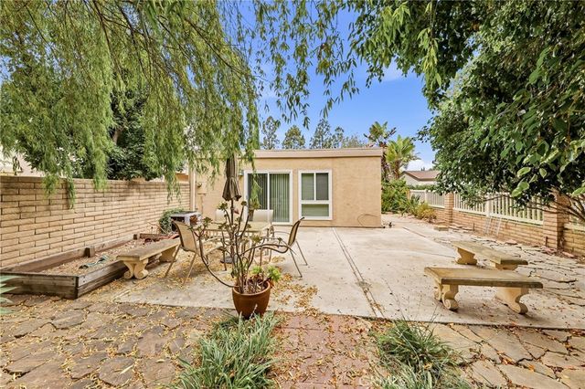 62 Willow Tree Lane, Irvine, CA 92612
