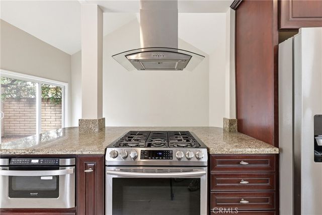 62 Willow Tree Lane, Irvine, CA 92612
