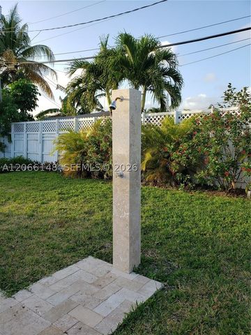 8811 SW 54th Ter 8811, Miami, FL 33165