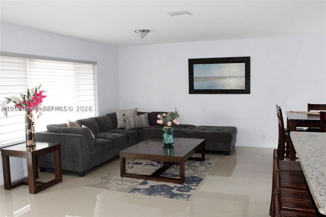 8811 SW 54th Ter 8811, Miami, FL 33165