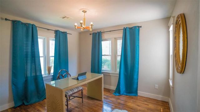 1637 NW 11th Street 1635 NW 11th St, Oklahoma City, OK 73106