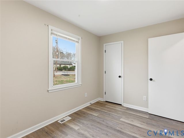 3626 Gilbert St, Hopewell, VA 23860