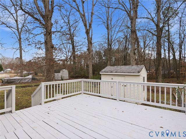 3626 Gilbert St, Hopewell, VA 23860