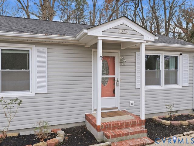 3626 Gilbert St, Hopewell, VA 23860