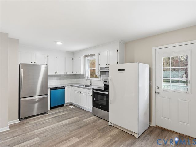 3626 Gilbert St, Hopewell, VA 23860