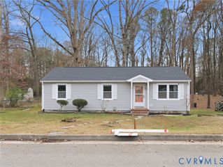 3626 Gilbert St, Hopewell, VA 23860